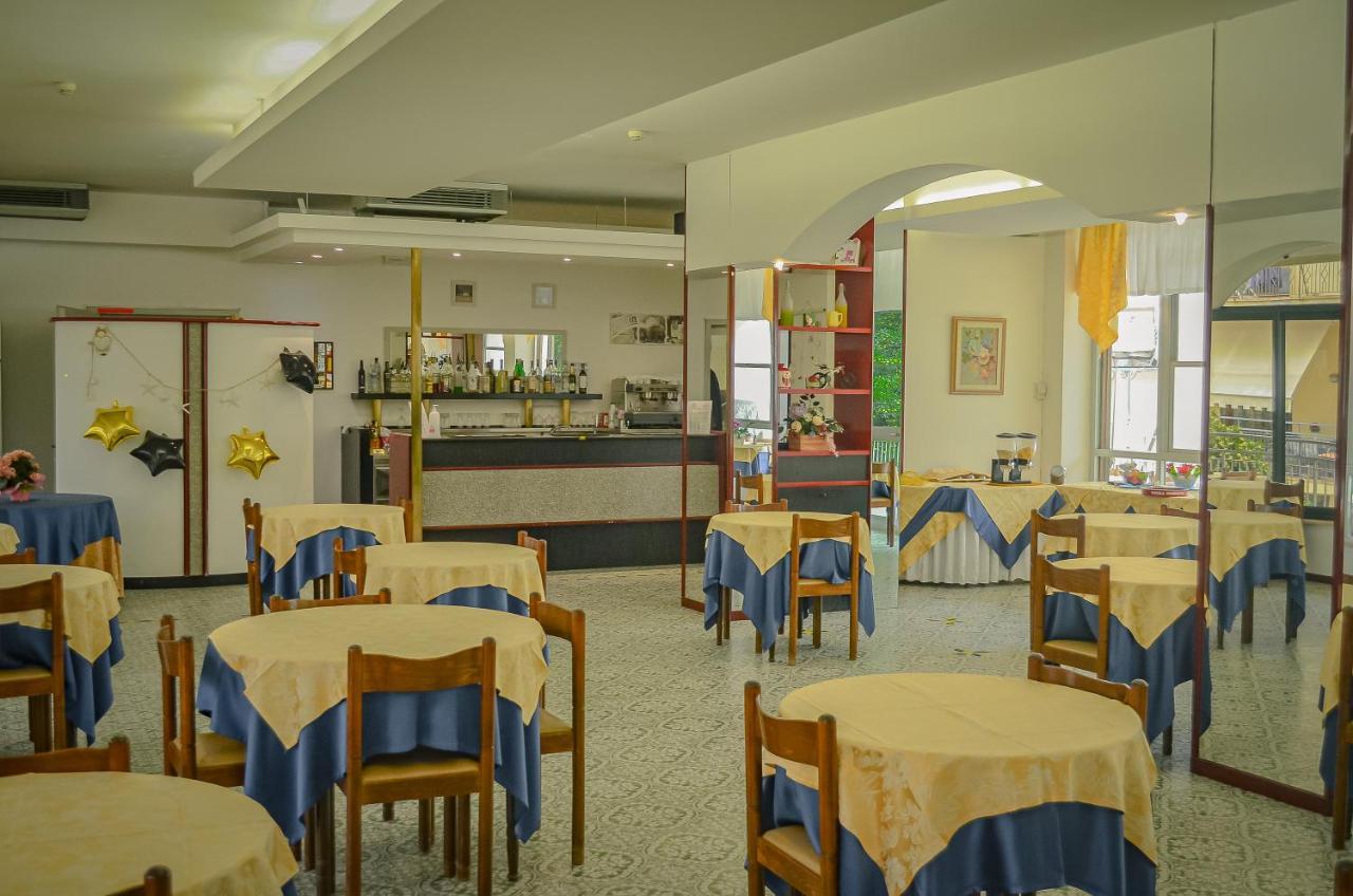 Hotel Stradiot Rimini Exterior photo