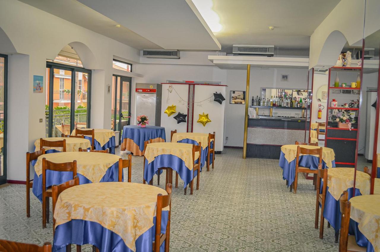 Hotel Stradiot Rimini Exterior photo